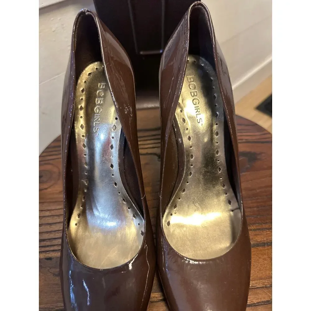 BCBG Girls Patent Leather Heels, Womens 7 1/2, Brown Patent Leather